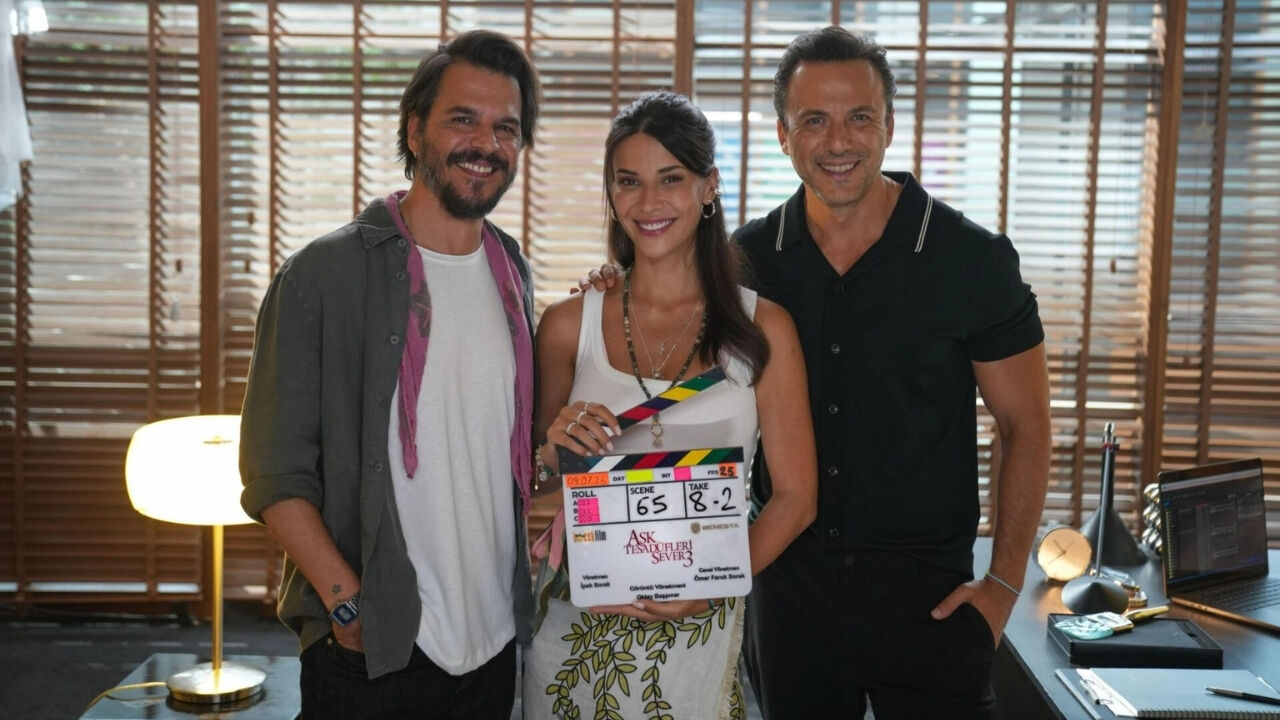 'Aşk Tesadüfleri Sever 3' filminin ilk teaser'ı ve afişi yayınlandı