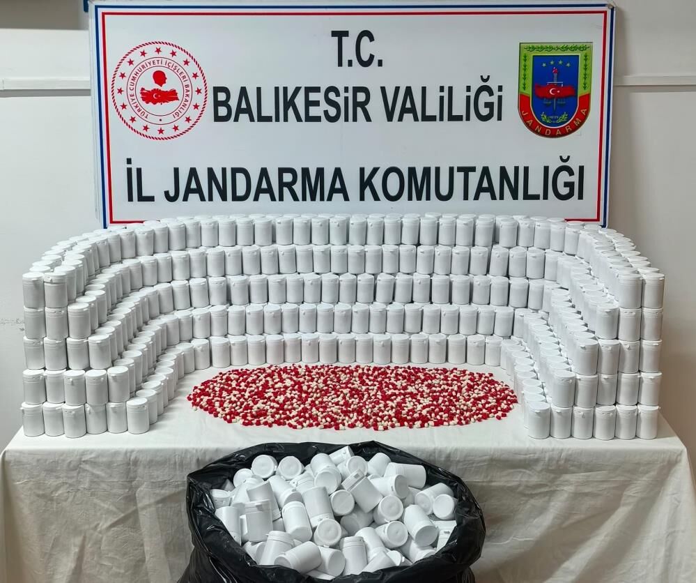Balıkesir'de dev narkotik operasyonu: 78 bin uyuşturucu hap ele geçirildi