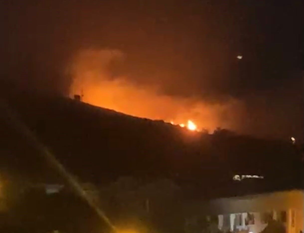 Elektrik Hattina Dusen Yildirim Yangina Sebep Oldu Balikesir Erdek