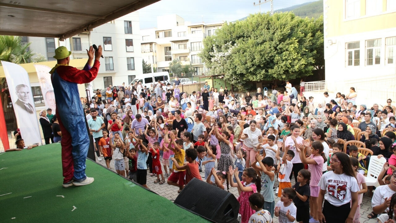 Hataylı çocuklar "Mahallemde Şenlik Var” etkinliğinde eğlendi